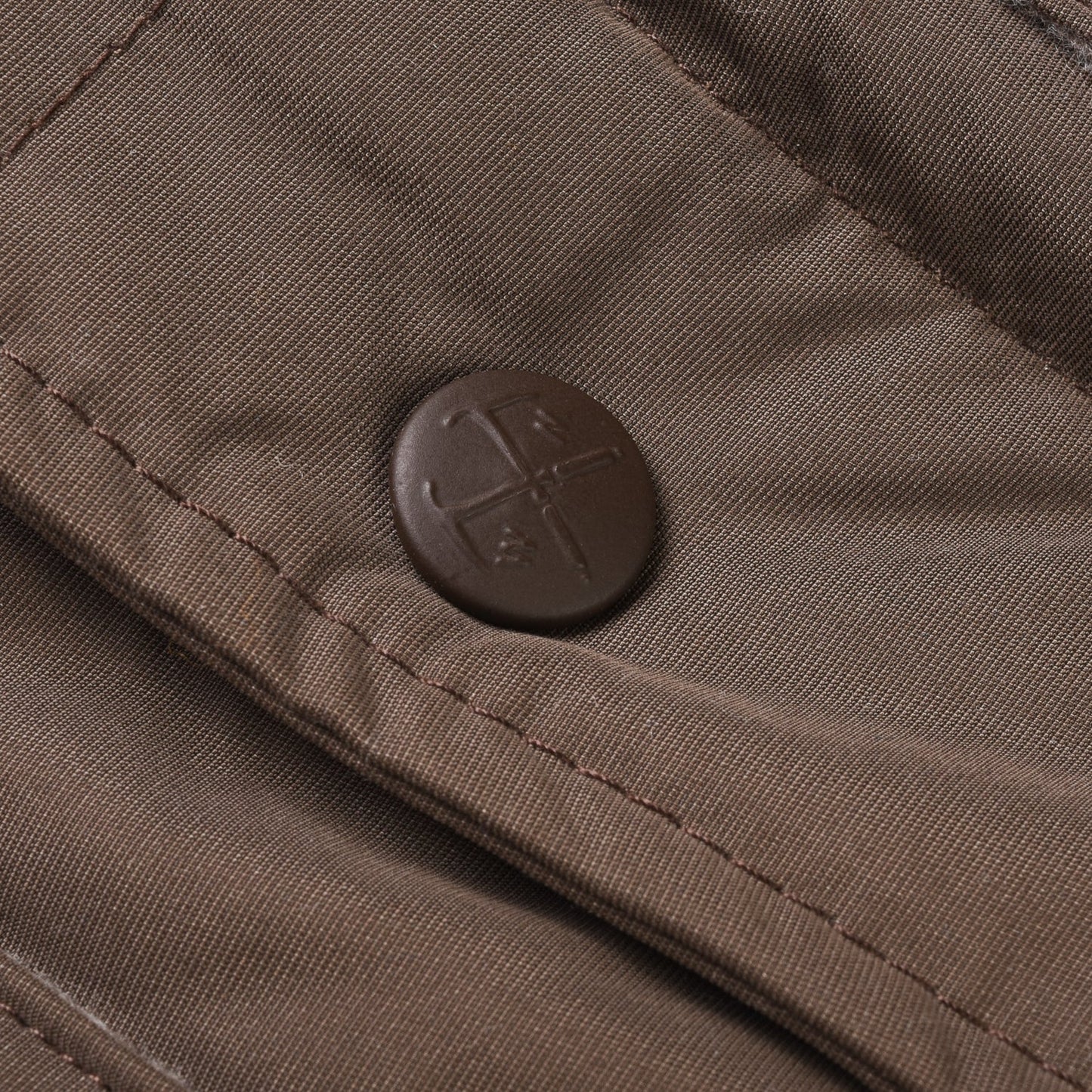 WHITE MOUNTAINEERING WIND STOPPER VEST