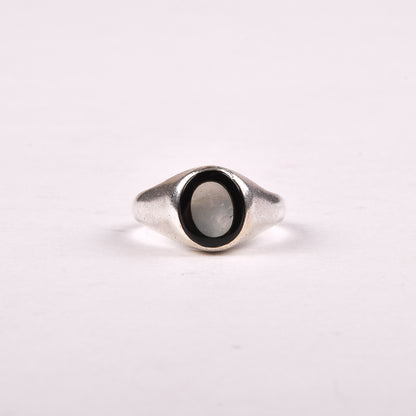 Vintage Mother of Pearl & Onyx Signet Ring