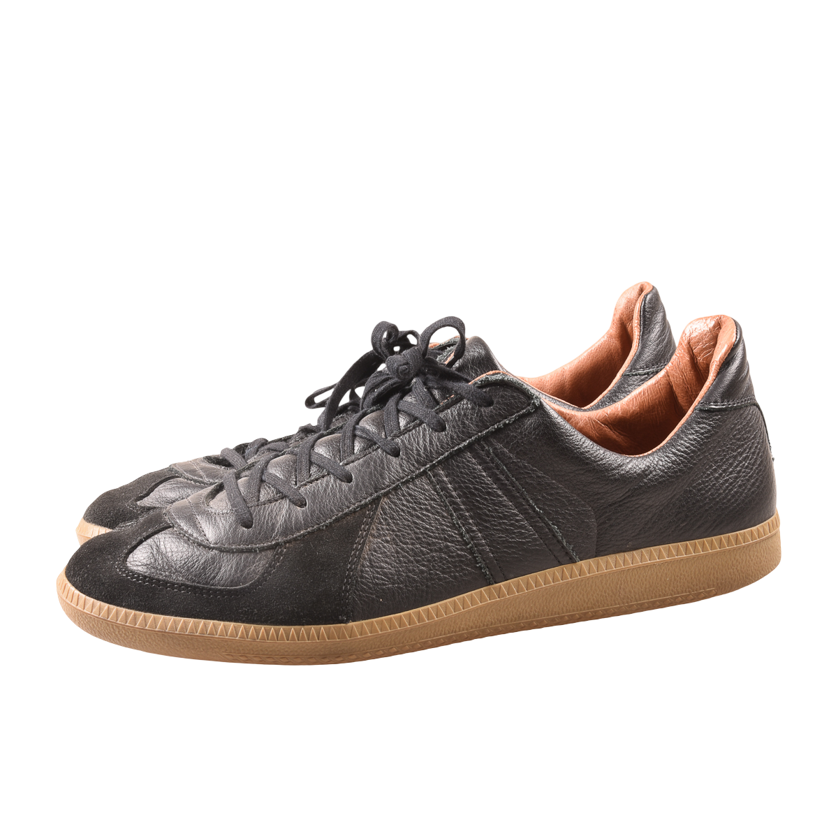 Reproduction of Found sneakers size 45