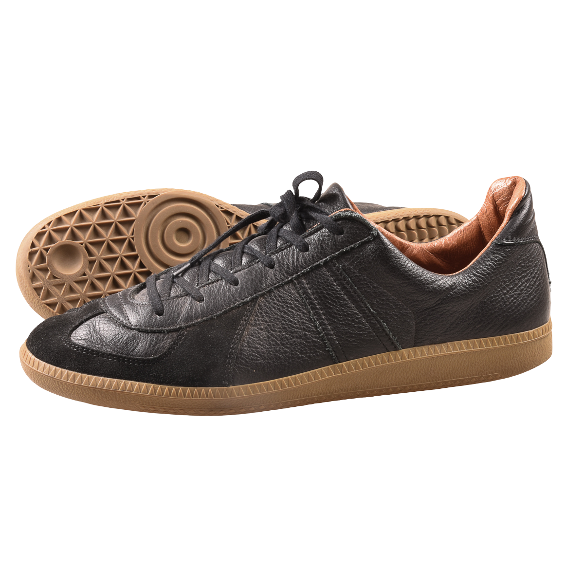 Reproduction of Found sneakers size 45